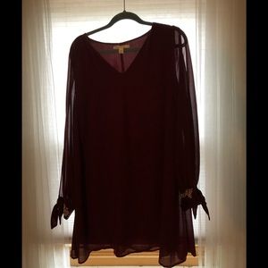 Long Sleeve V Neck Shift Dress